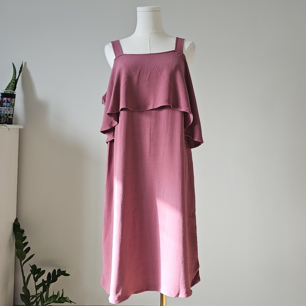 Aritzia Wilfred size medium rose colored midi dress ellipse cold shoulder